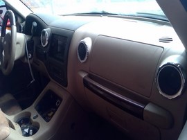 2006 FORD EXPEDITION, BLACK, KING RANCH MODEL, 5.4L, AT, 4WD.  F26469